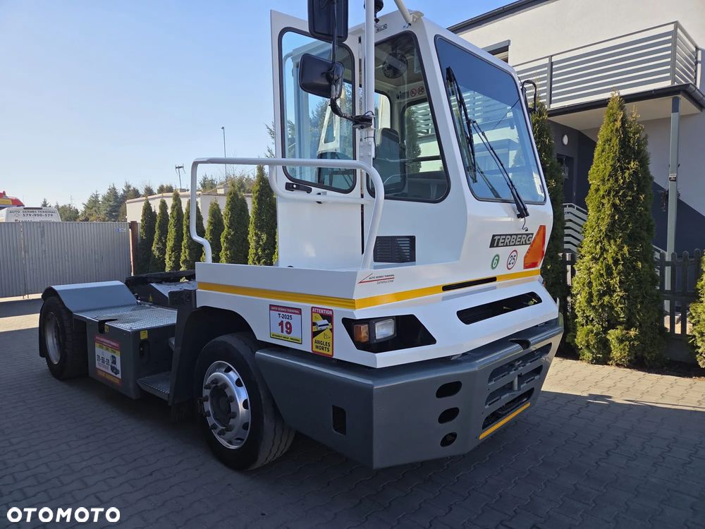 Terberg YT222