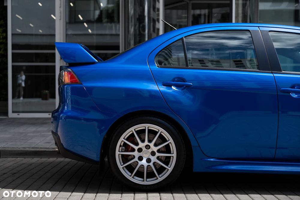 Mitsubishi Lancer Evolution GSR - 11