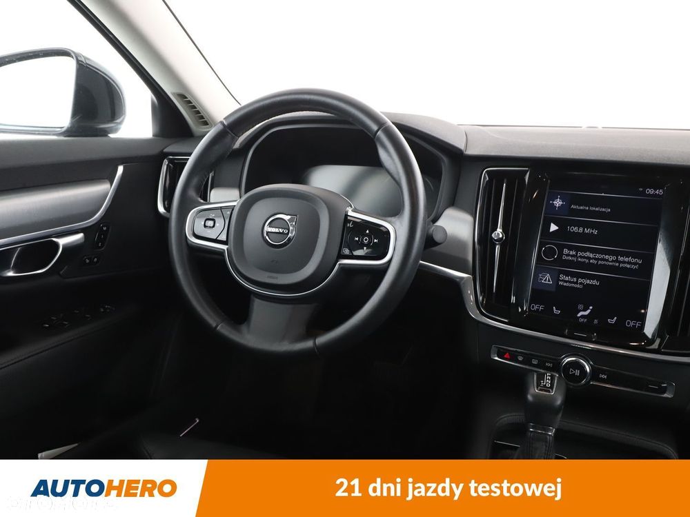 Volvo S90 T4 Momentum - 13