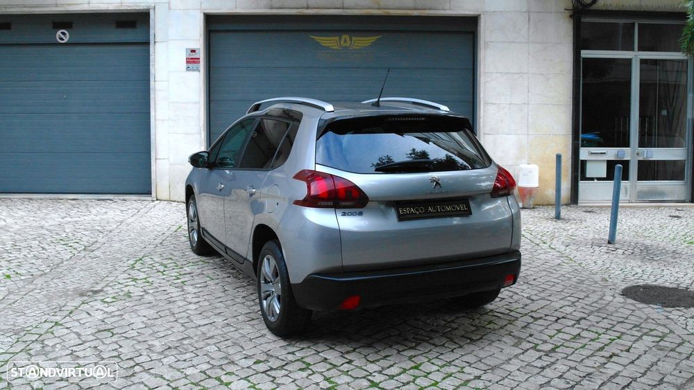 Peugeot 2008 1.2 PureTech Style - 13