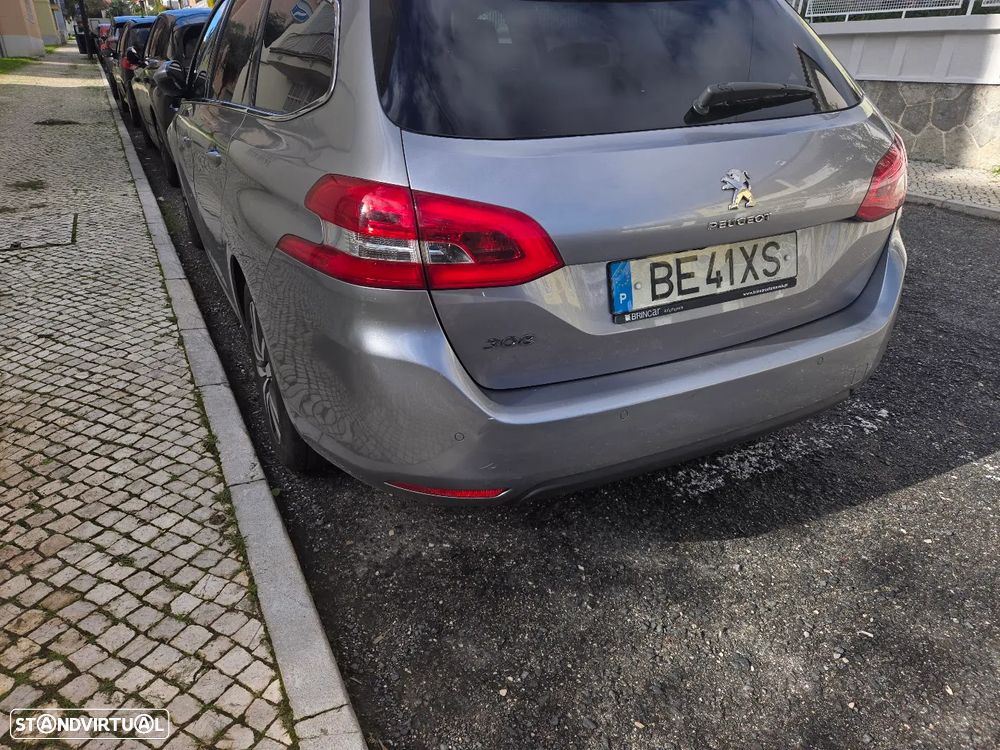 Peugeot 308 SW PureTech 130 GPF EAT8 Stop & Start Allure - 33