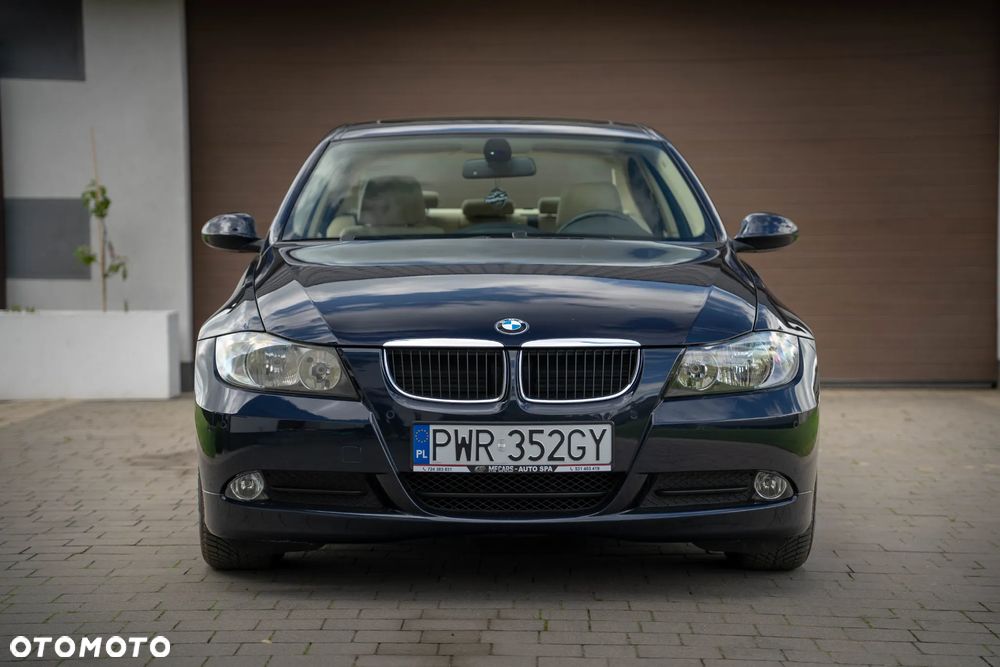 BMW Seria 3 - 11
