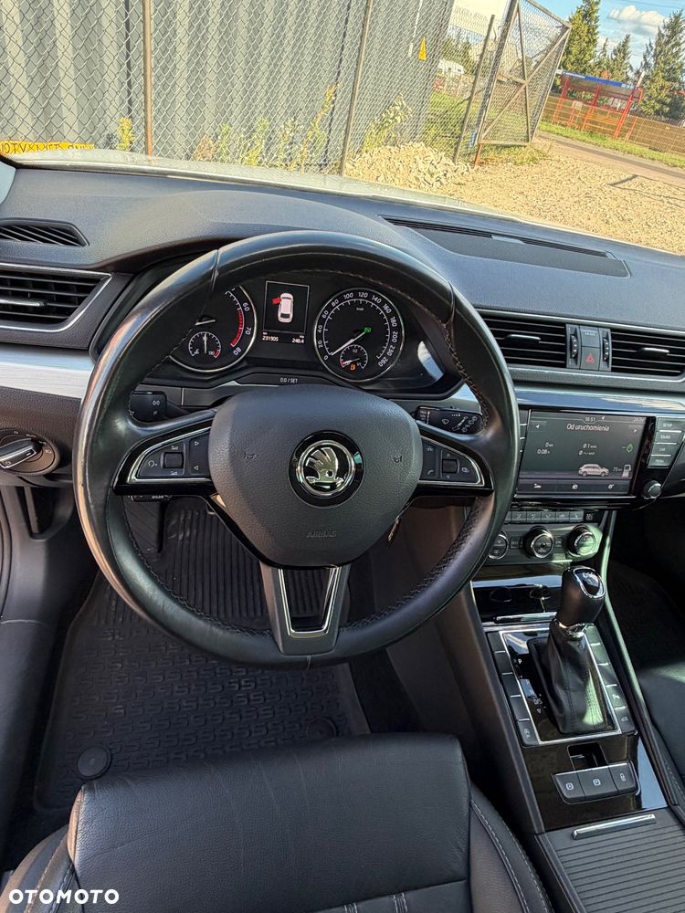 Skoda Superb 1.4 TSI ACT Sportline DSG - 17