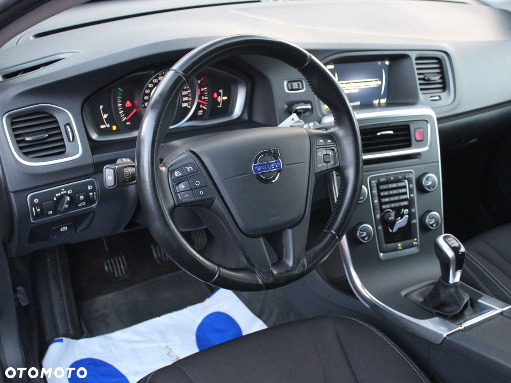 Volvo V60 D3 Momentum - 2