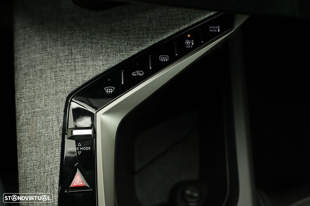 Peugeot 5008 1.2 Hybrid Allure e-DCS6 - 12