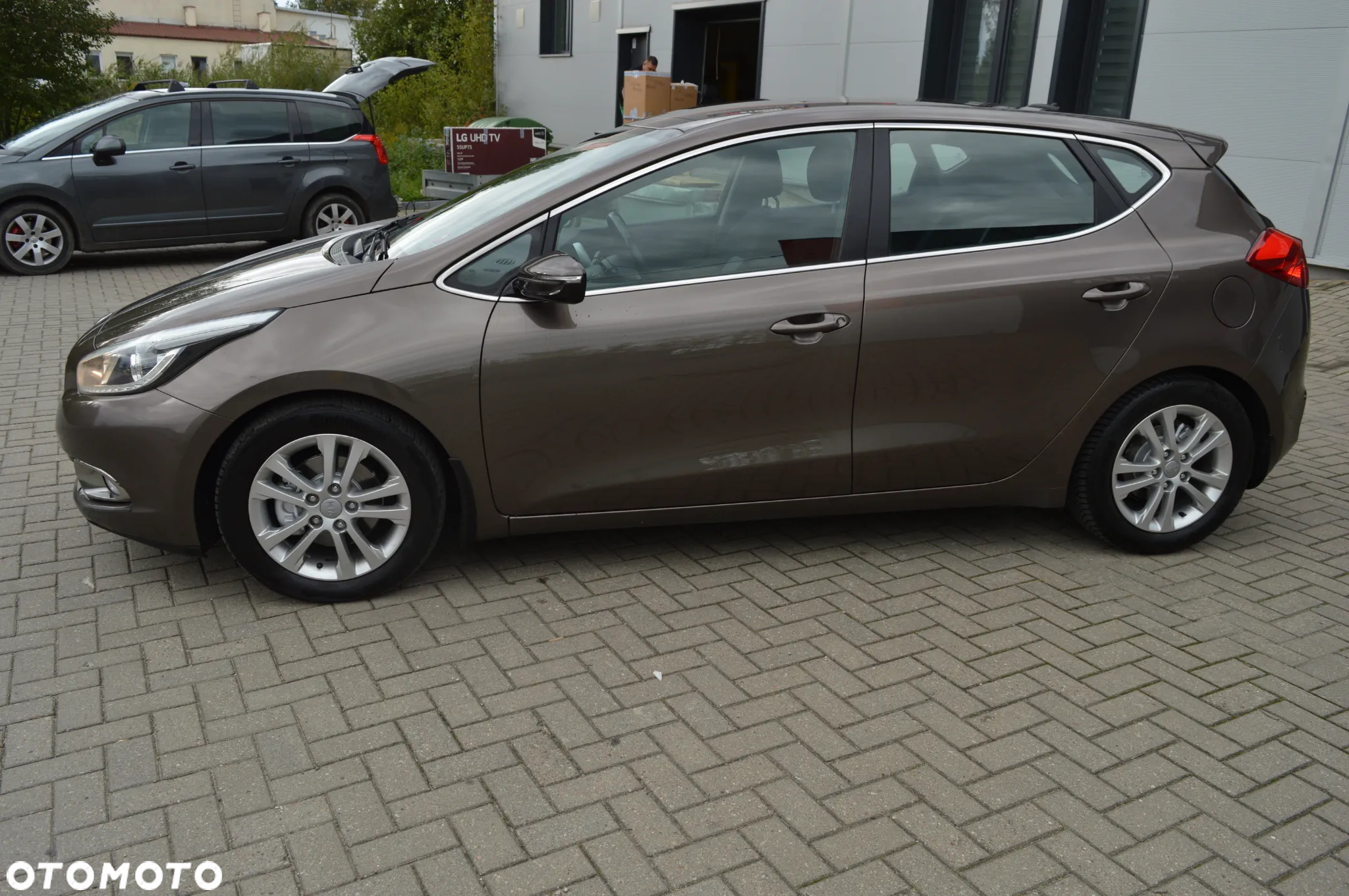 Kia Ceed 1.6 GDI DCT Vision - 6