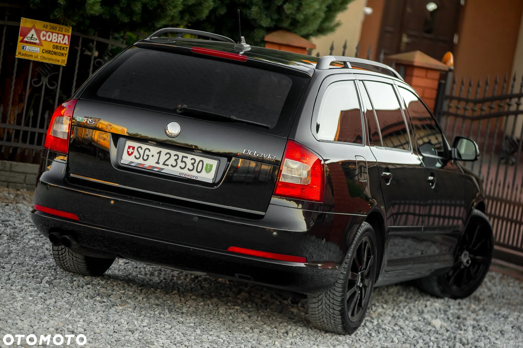Skoda Octavia Combi 2.0 TSI RS - 12