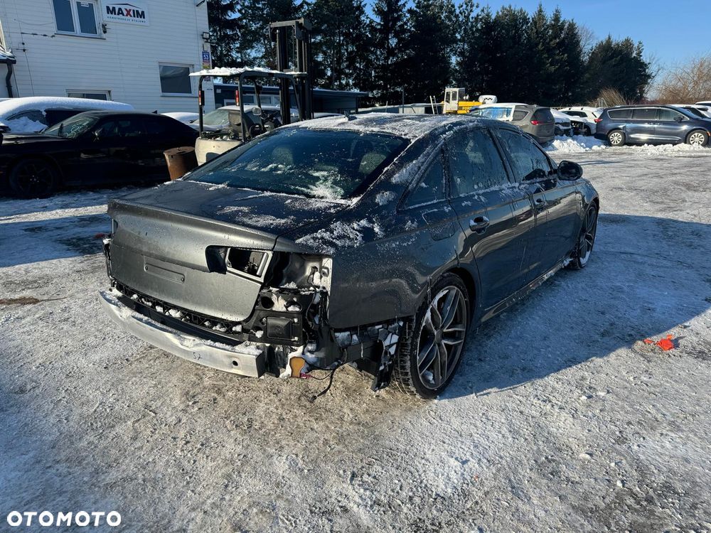 Audi S6 Limousine - 5