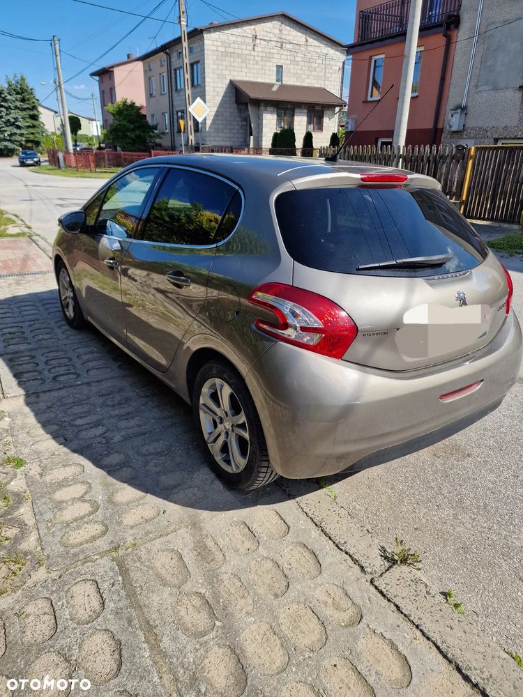 Peugeot 208 1.2 PureTech Allure - 3