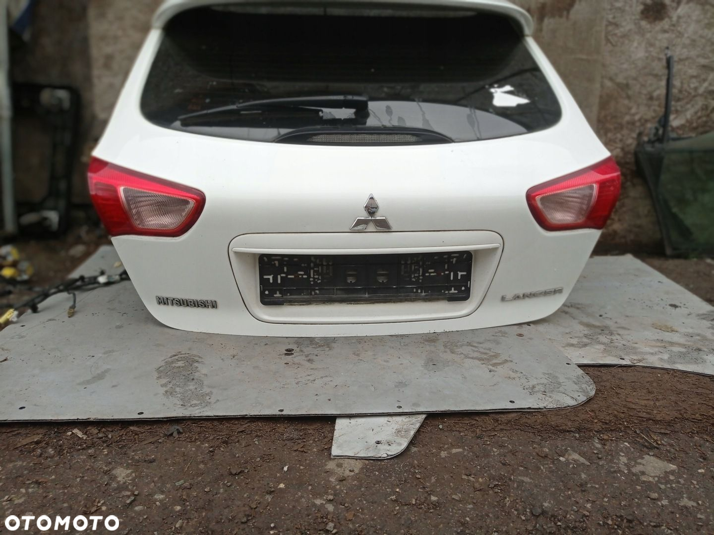 Klapa Tył Mitsubishi Lancer VIII X SPORTBACK 07- - 3