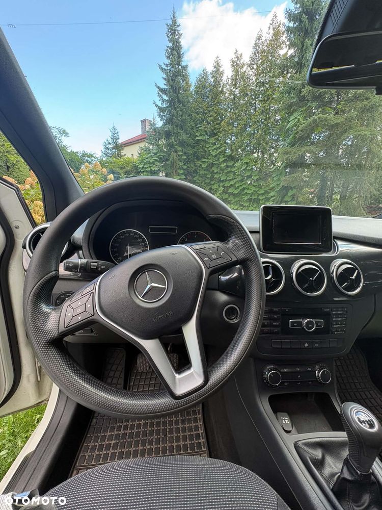 Mercedes-Benz Klasa B 180 CDI - 16