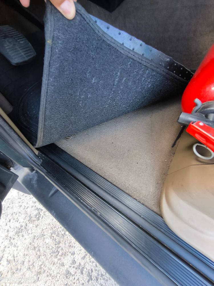 Land Rover Discovery 2.5 TD5 - 14