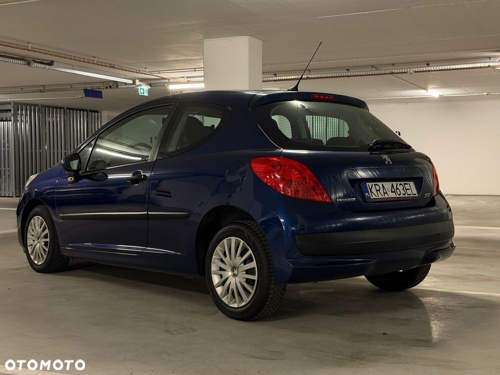 Peugeot 207 2009 photo 4
