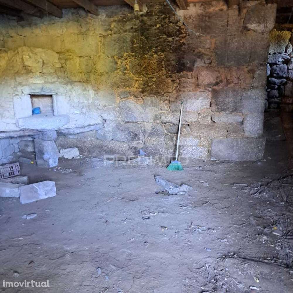 Casa de Campo em Verim - excelente negócio - Grande imagem: 3/25