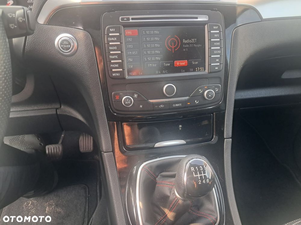 Ford S-Max - 23