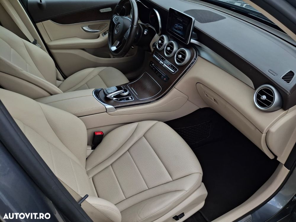 Mercedes-Benz GLC 250 d 4MATIC 9G-TRONIC - 12