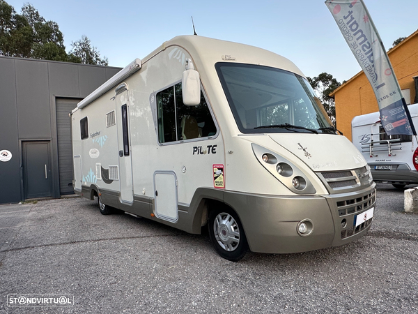 Pilote Explorateur G742