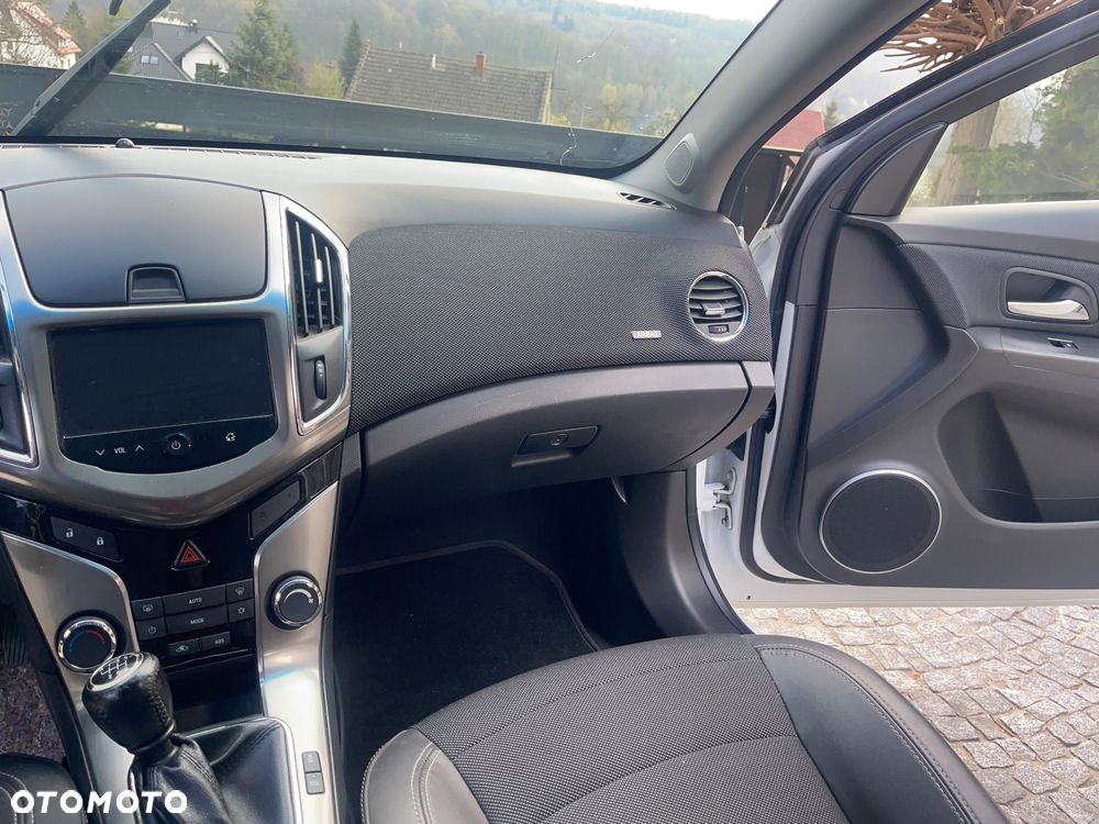 Chevrolet Cruze 1.7TD LT+ - 10