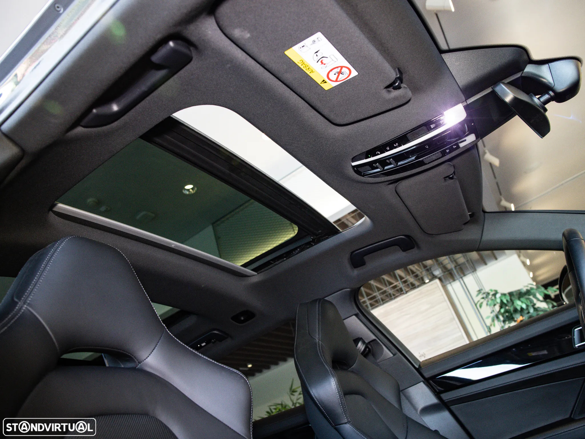 Porsche Panamera Sport Turismo 4S E-Hybrid - 43