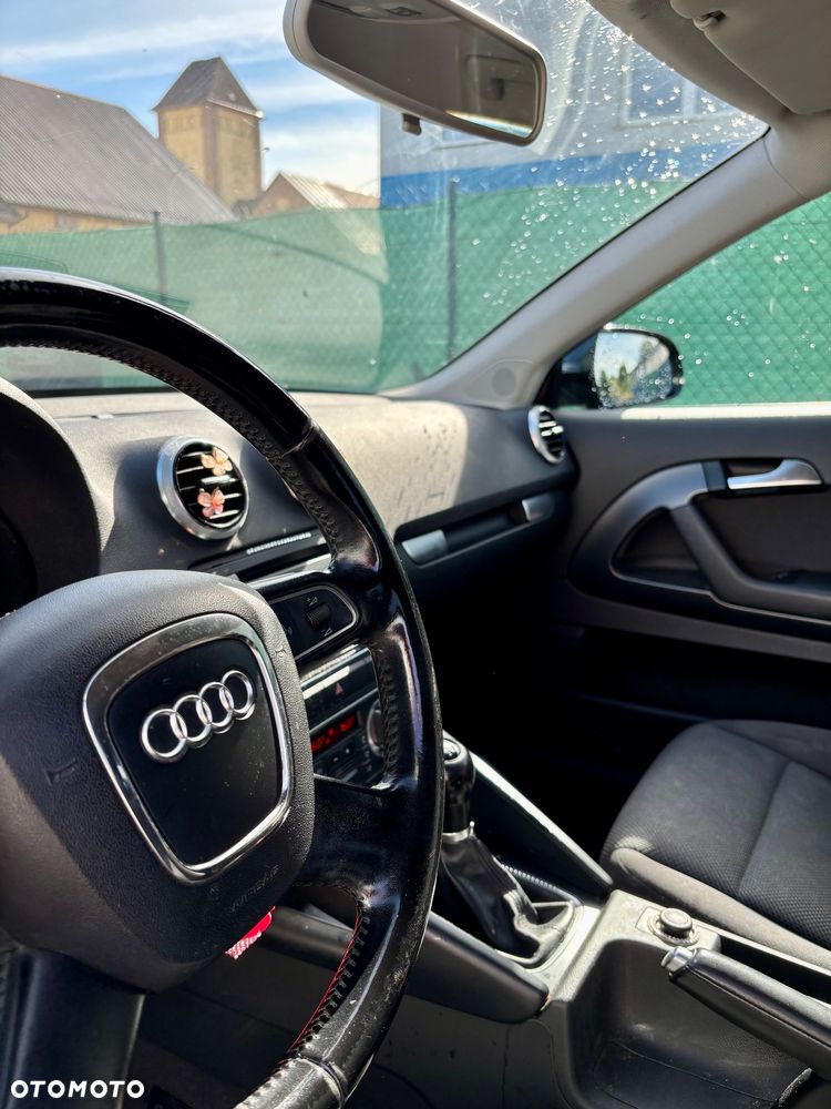 Audi A3 3-drzwiowe 2.0 TDI DPF Ambition - 5
