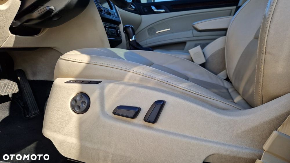 Skoda Superb 2.0 TSI Elegance DSG - 23