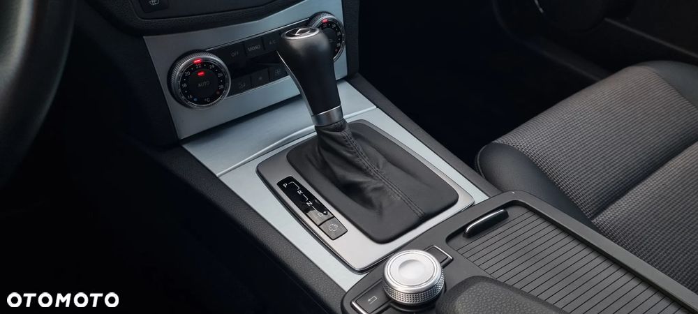 Mercedes-Benz Klasa C 180 Kompressor Automatik BlueEFFICIENCY Avantgarde - 6