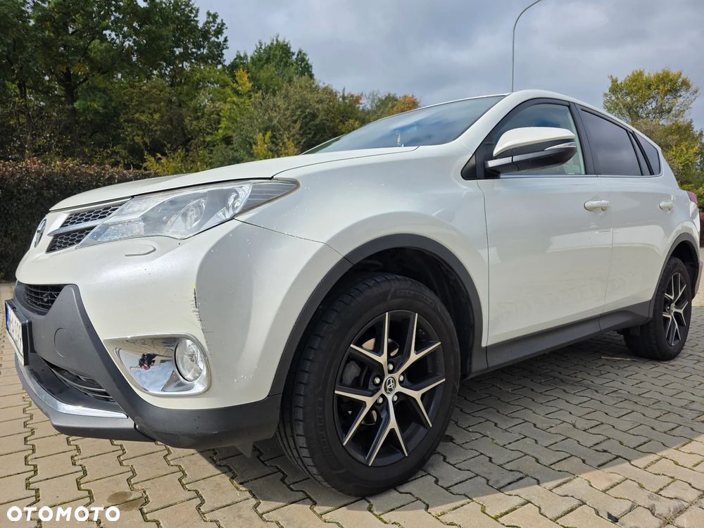 Toyota RAV4 2.0 D-4D Premium - 9