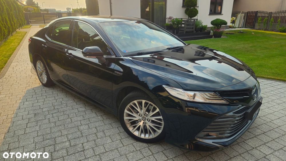 Toyota Camry 2.5 Hybrid Executive CVT - 3