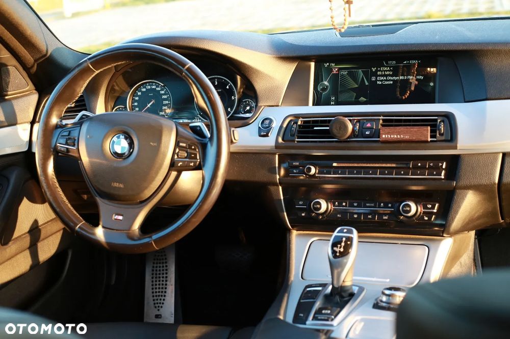BMW Seria 5 520d Sport-Aut - 11