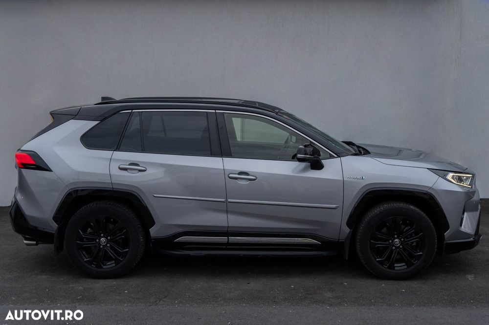 Toyota RAV4 2.5 4x4 Team Deutschland - 3