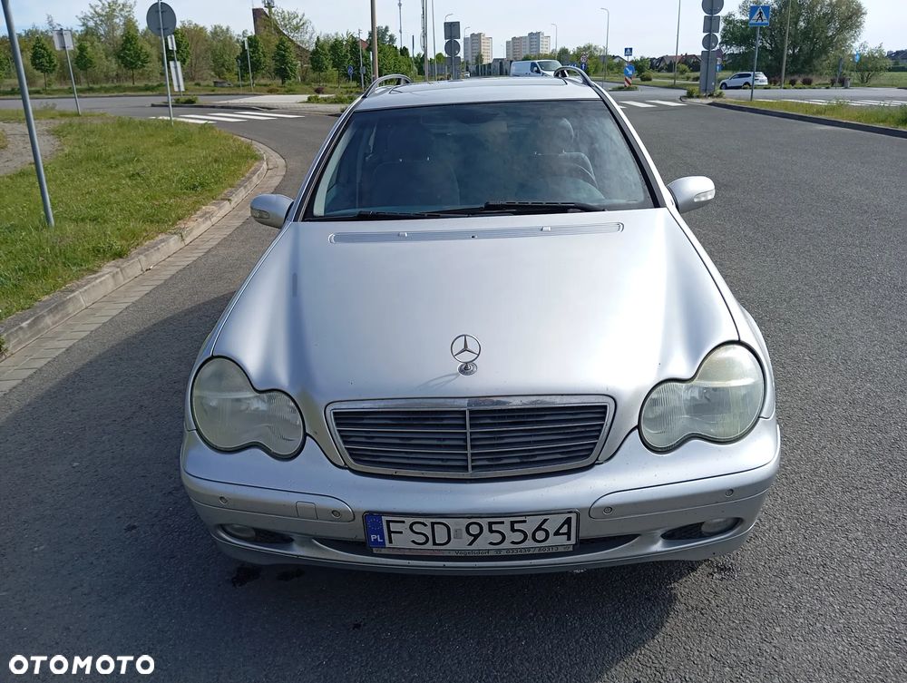 Mercedes-Benz C-Класс W203 (2000-2007) 180 T Kompr Classic, 2003