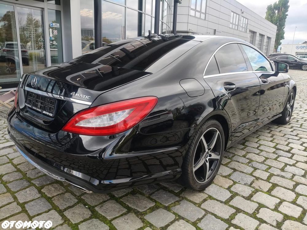 Mercedes-Benz CLS 500 4-Matic 7G-TRONIC - 24