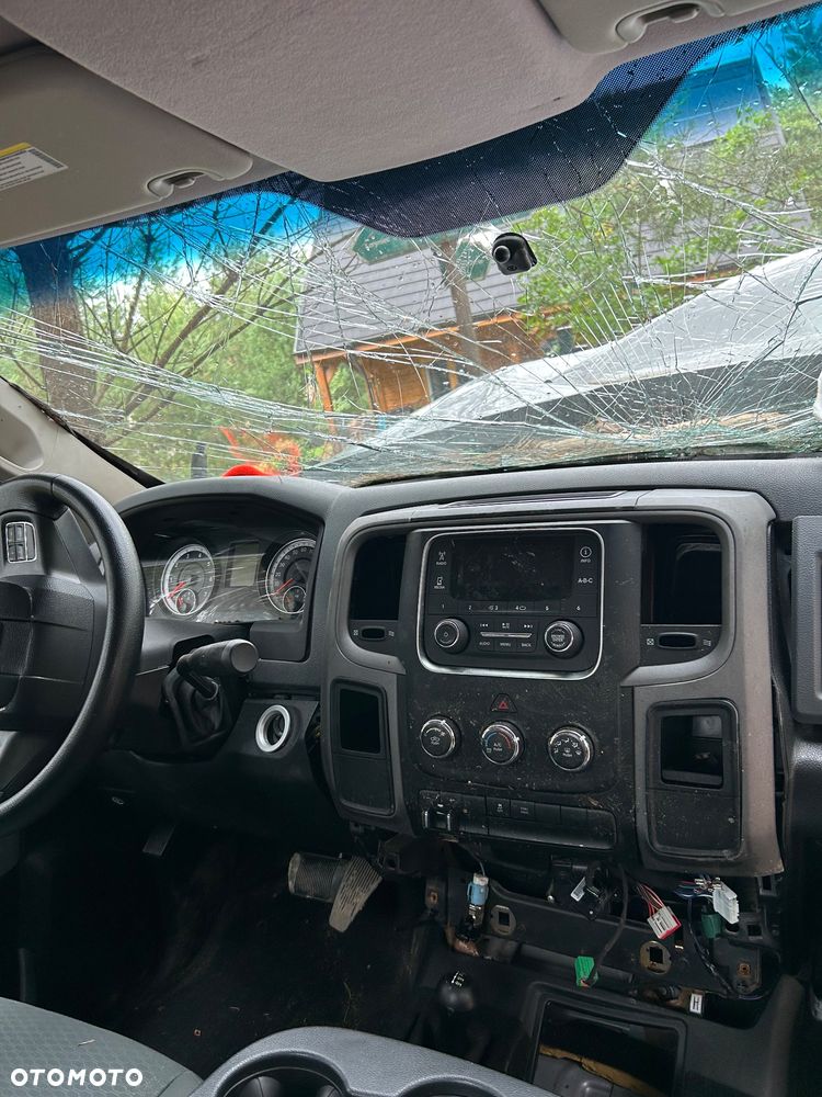 Dodge RAM - 16