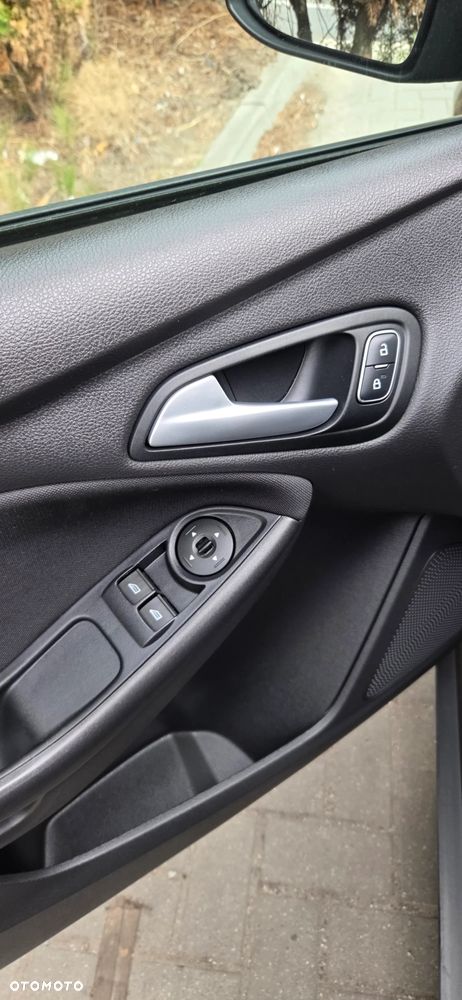 Ford Focus 2.0 TDCi Titanium ASS PowerShift - 23