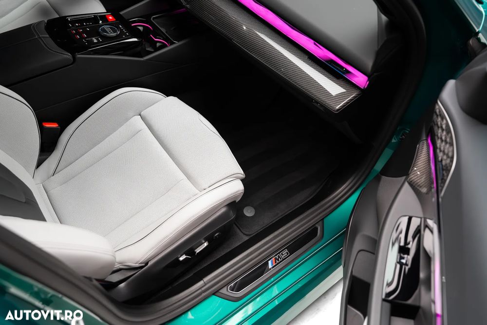 BMW M5 xDrive - 38