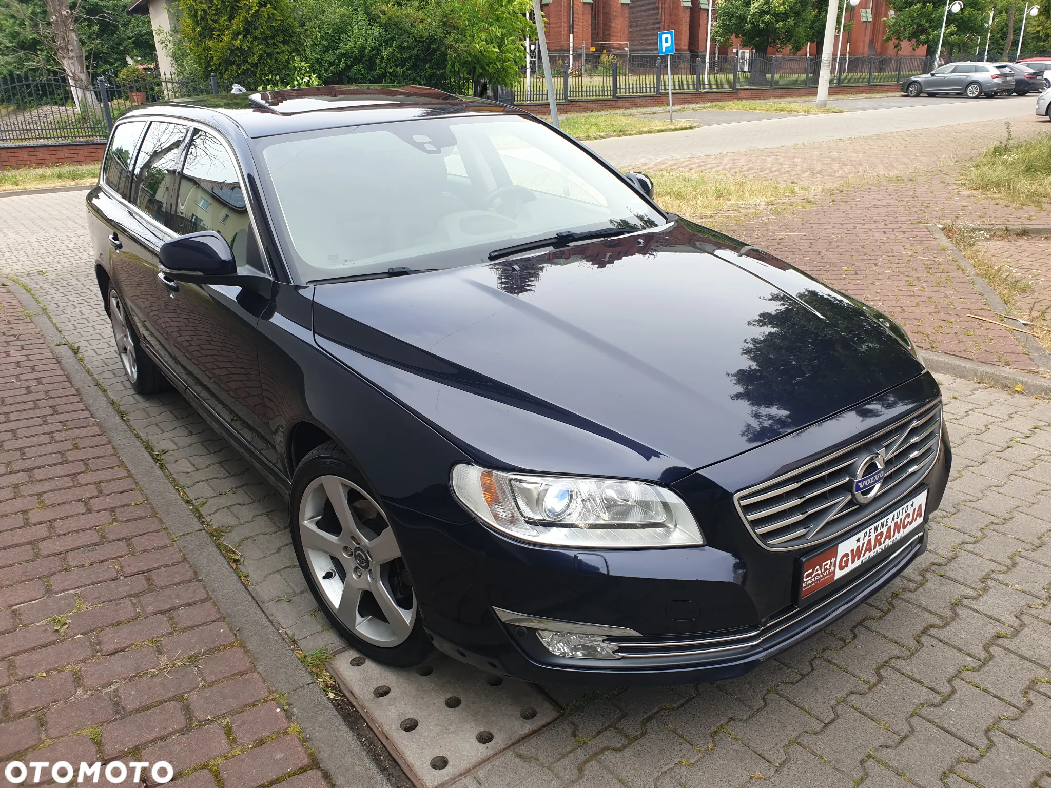 Volvo V70 D4 Summum - 10