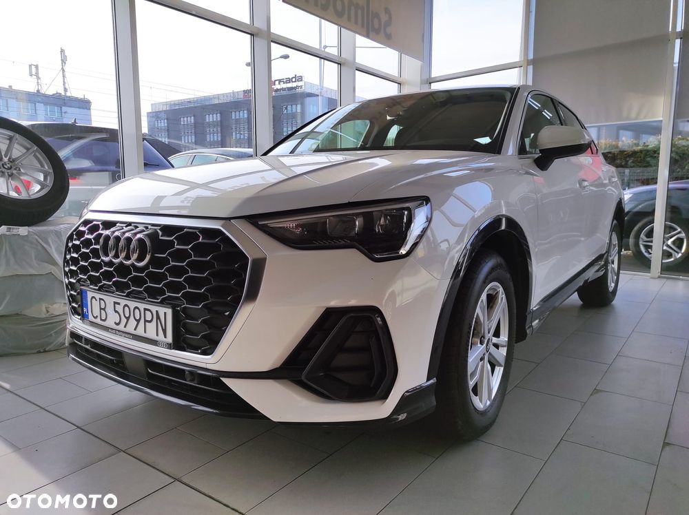 Audi Q3 Sportback - 1