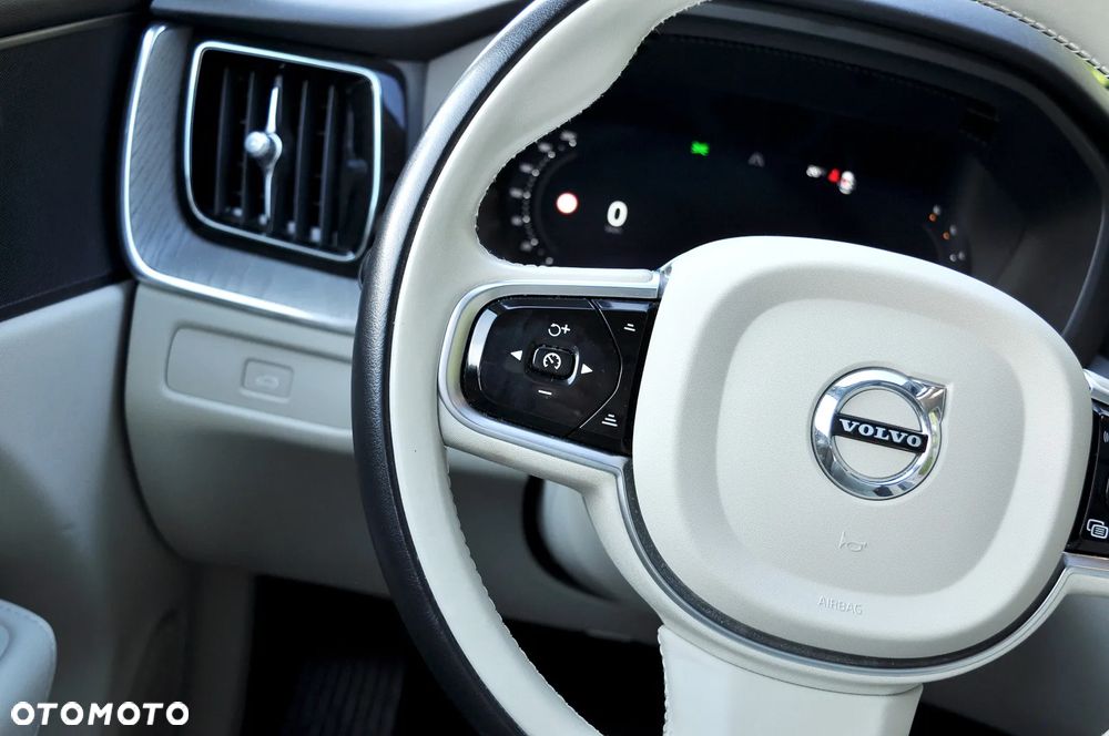 Volvo XC 60 B4 D AWD Geartronic Inscription - 21