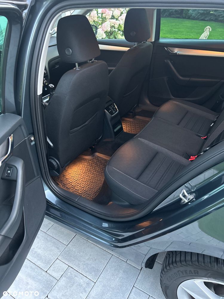 Skoda Octavia 2.0 TDI SCR Ambition - 19