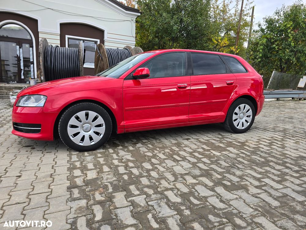 Audi A3 Sportback 1.6 TDI Attraction - 4