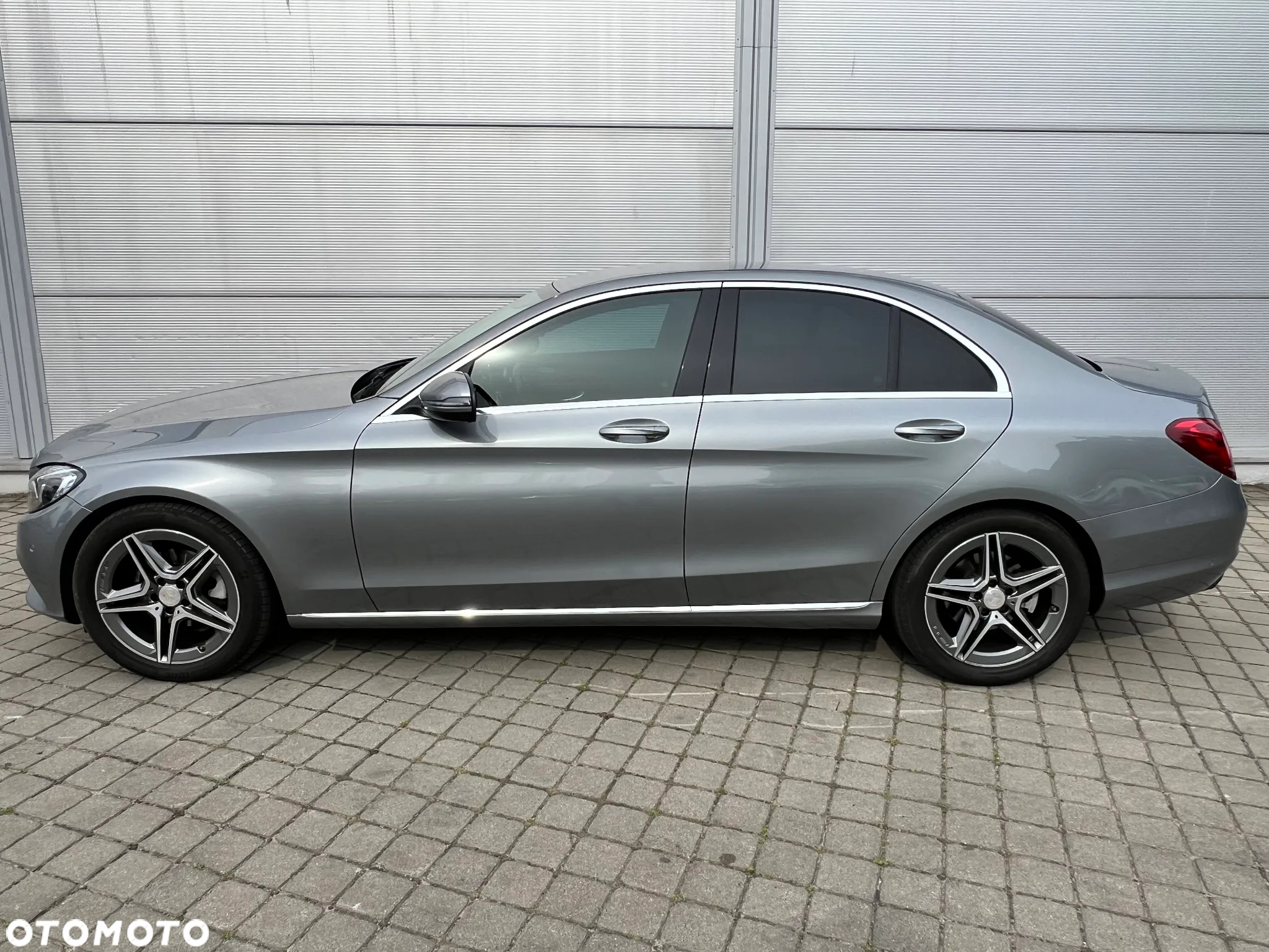 Mercedes-Benz Klasa C 180 7G-TRONIC - 9