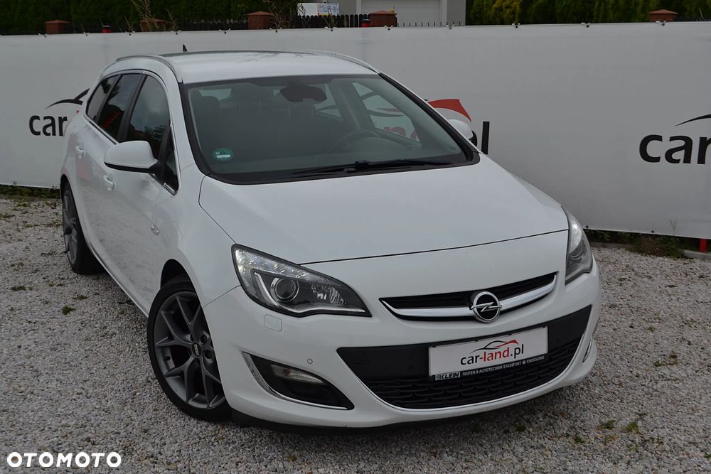 Opel Astra 2.0 CDTI DPF SportsTourer Edition - 2