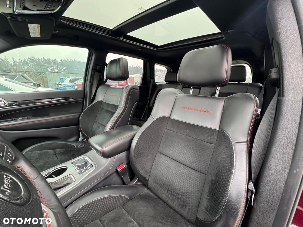 Jeep Grand Cherokee - 14