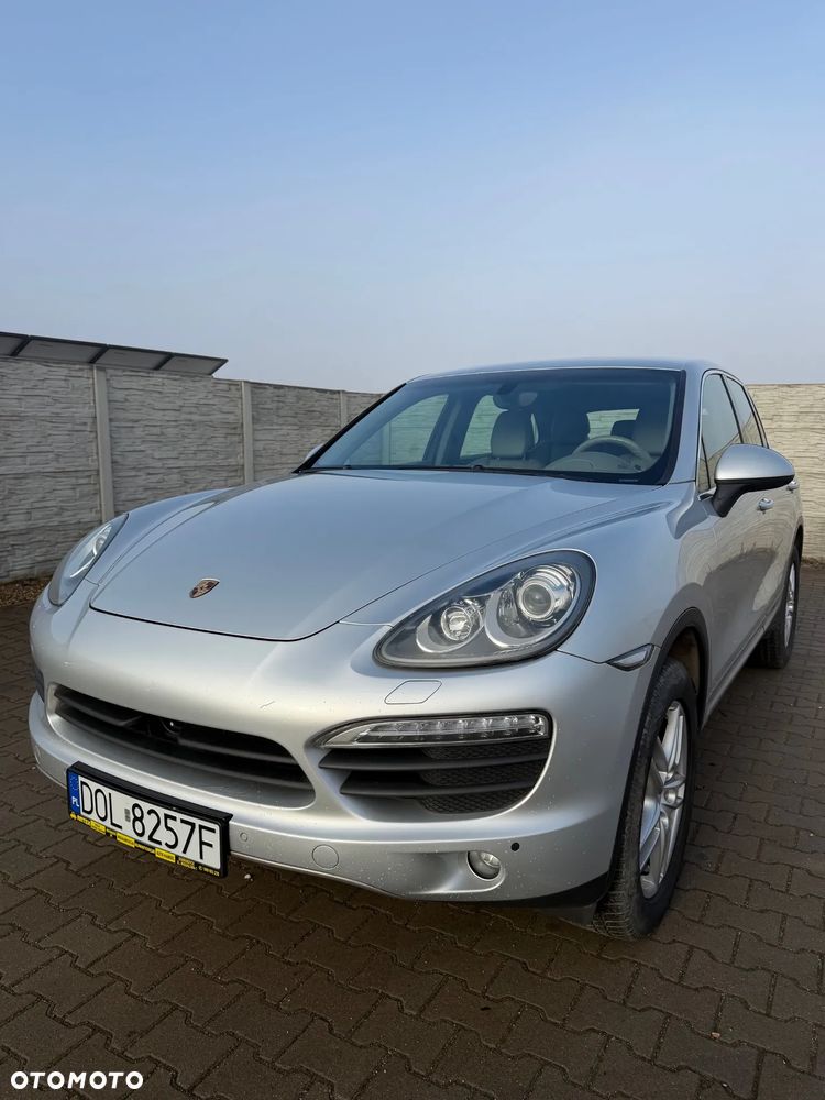 Porsche Cayenne - 2
