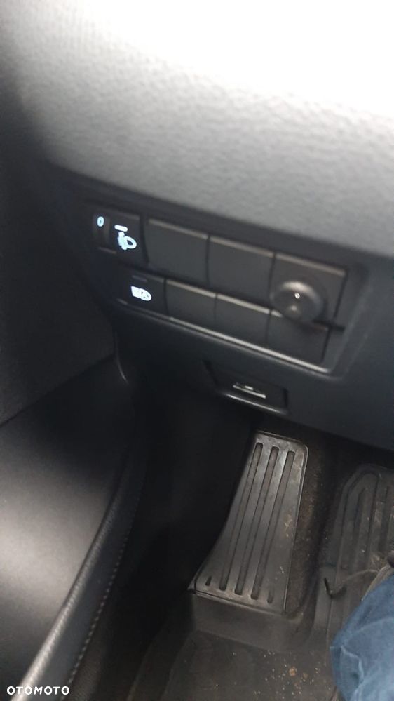 Toyota Yaris Hybrid 1.5 Comfort - 20