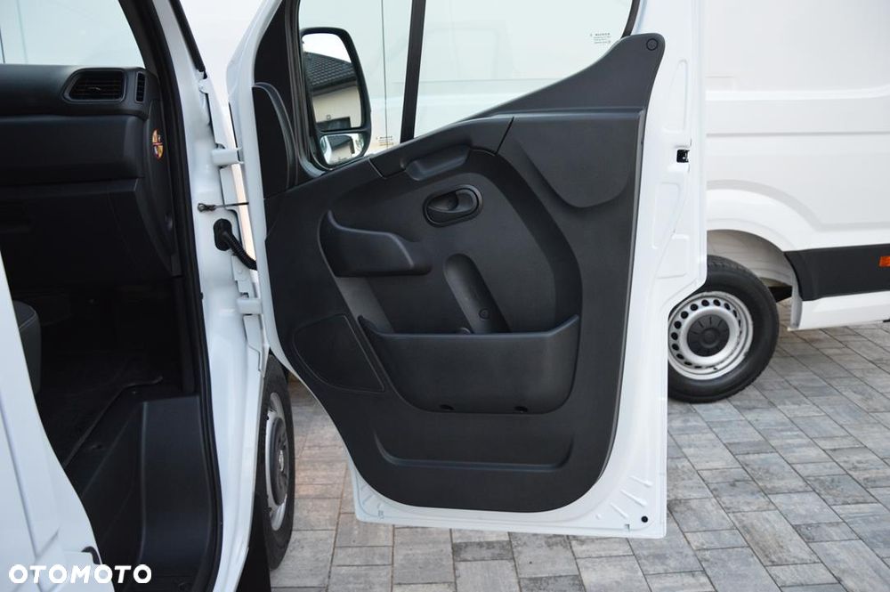 Opel MOVANO - 23