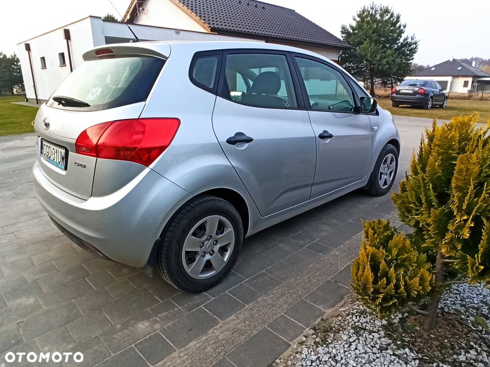 Kia Venga 1.4 CRDi L - 17
