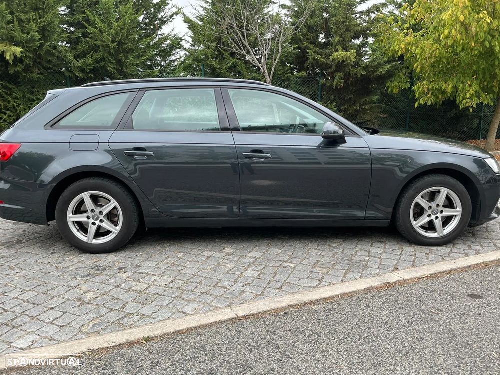 Audi A4 Avant 2019 photo 4