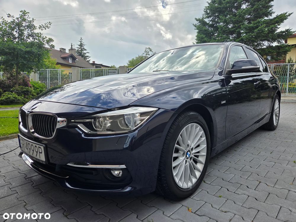 BMW Seria 3 318i - 13