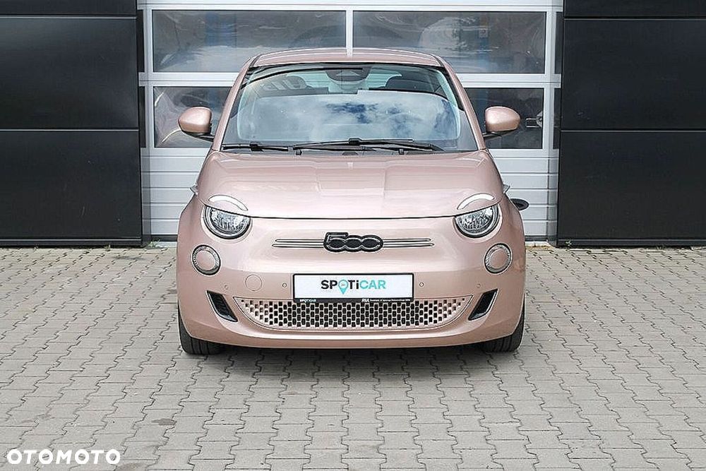 Fiat 500e - 10